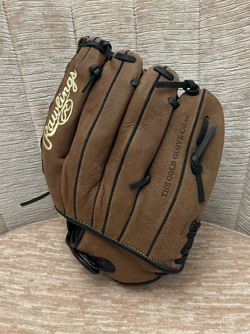 Rawlings Brown Leather Baseball Glove Left Hand Throw Basket Web LHT 12.5